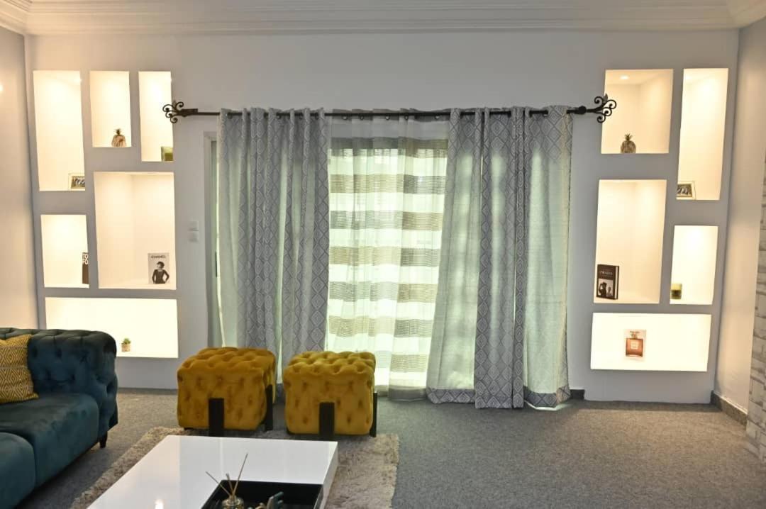 Appartement Cosy Gold Bonapriso Дуала Екстериор снимка