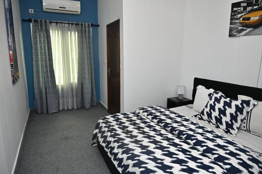 Appartement Cosy Gold Bonapriso Дуала Екстериор снимка